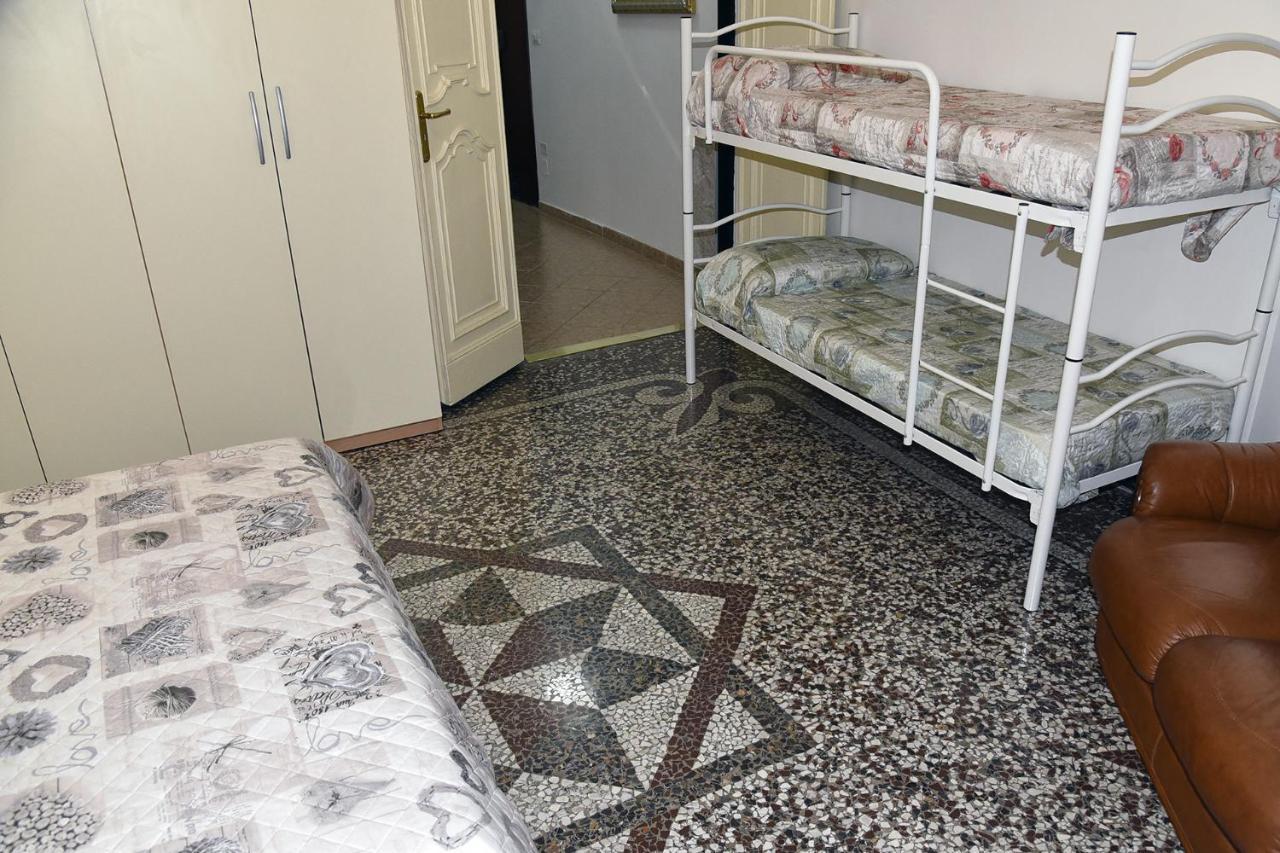 Katiuscia'S Little Corner Apartment Специя Екстериор снимка